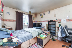 Bedroom- click for photo gallery